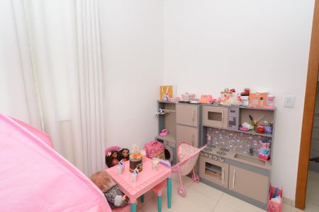 Casa à venda com 200m², 3 quartos e 3 vagas Casa à venda com 200m², 3 quartos e 3 vagasQuarto 1