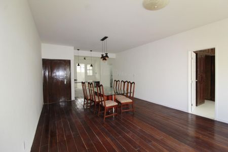 Apartamento para alugar com 115m², 3 quartos e 1 vagaSala