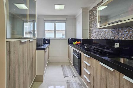 Apartamento para alugar com 196m², 2 quartos e 2 vagasCozinha