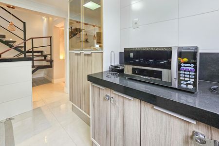 Apartamento para alugar com 196m², 2 quartos e 2 vagasCozinha