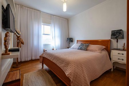 Casa à venda com 232m², 3 quartos e 4 vagasSuíte 1