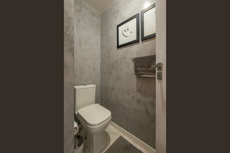 Casa à venda com 232m², 3 quartos e 4 vagasLavabo