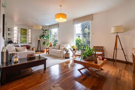 Sala de casa à venda com 3 quartos, 232m² em Pinheiros, São Paulo