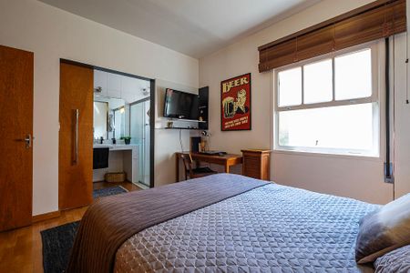 Casa à venda com 232m², 3 quartos e 4 vagasSuíte 2