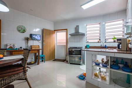 Casa à venda com 232m², 3 quartos e 4 vagasCozinha