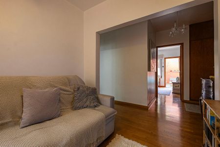 Casa à venda com 232m², 3 quartos e 4 vagasSala de TV