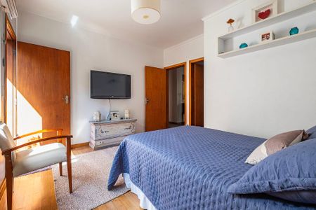 Casa à venda com 232m², 3 quartos e 4 vagasSuíte 3