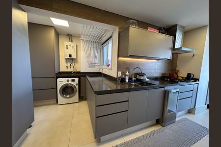 Apartamento à venda com 113m², 4 quartos e 2 vagasCozinha