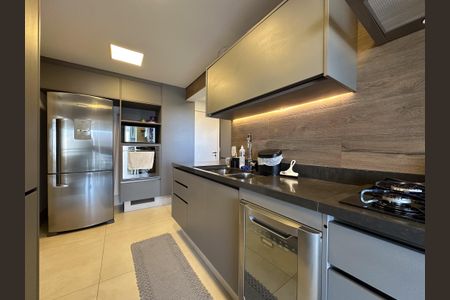 Apartamento à venda com 113m², 4 quartos e 2 vagasCozinha