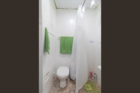 Banheiro de apartamento para alugar com 1 quarto, 18m² em Centro Histórico, Porto Alegre