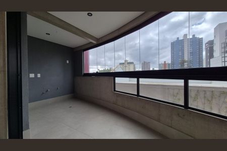 Apartamento à venda com 88m², 2 quartos e 2 vagas Apartamento à venda com 88m², 2 quartos e 2 vagasSacada/Sala
