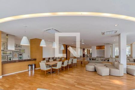 Apartamento para alugar com 48m², 1 quarto e 1 vaga Apartamento para alugar com 48m², 1 quarto e 1 vagaÁrea comum - Salão de Festas