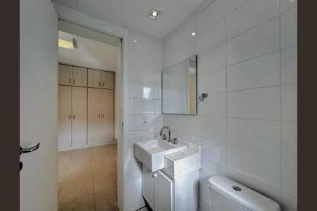 Apartamento para alugar com 48m², 1 quarto e 1 vaga Apartamento para alugar com 48m², 1 quarto e 1 vagaBanheiro Suíte
