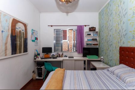 Casa de condomínio à venda com 229m², 4 quartos e 2 vagas Casa de condomínio à venda com 229m², 4 quartos e 2 vagasQuarto 2