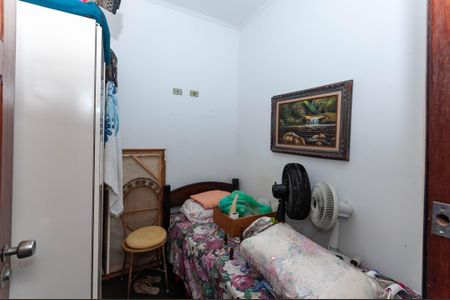 Casa de condomínio à venda com 229m², 4 quartos e 2 vagas Casa de condomínio à venda com 229m², 4 quartos e 2 vagasQuarto de Serviço