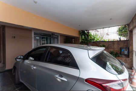 Casa de condomínio à venda com 229m², 4 quartos e 2 vagas Casa de condomínio à venda com 229m², 4 quartos e 2 vagasGaragem