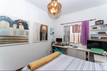 Casa de condomínio à venda com 229m², 4 quartos e 2 vagas Casa de condomínio à venda com 229m², 4 quartos e 2 vagasQuarto 2