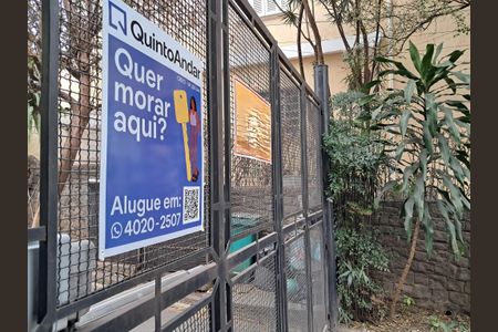 Casa de condomínio à venda com 229m², 4 quartos e 2 vagas Casa de condomínio à venda com 229m², 4 quartos e 2 vagasPlaca