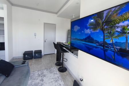 Sala de apartamento para alugar com 1 quarto, 39m² em Parque Industrial, Campinas