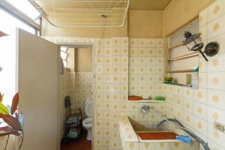 Apartamento à venda com 134m², 2 quartos e sem vaga Apartamento à venda com 134m², 2 quartos e sem vagaLavanderia