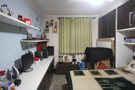 Casa à venda com 450m², 3 quartos e 3 vagas Casa à venda com 450m², 3 quartos e 3 vagasQuarto 1