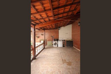 Casa à venda com 450m², 3 quartos e 3 vagas Casa à venda com 450m², 3 quartos e 3 vagasÁrea de Serviço