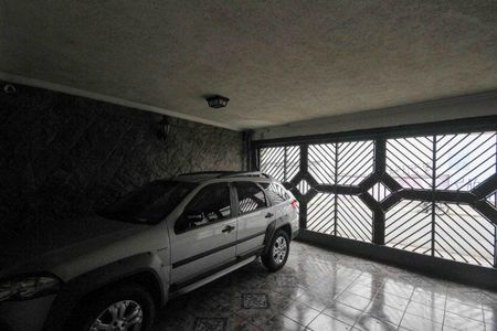 Casa à venda com 450m², 3 quartos e 3 vagas Casa à venda com 450m², 3 quartos e 3 vagasGaragem