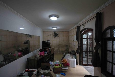 Casa à venda com 450m², 3 quartos e 3 vagas Casa à venda com 450m², 3 quartos e 3 vagasEdícula