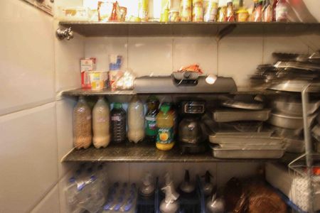 Casa à venda com 450m², 3 quartos e 3 vagas Casa à venda com 450m², 3 quartos e 3 vagasDispensa