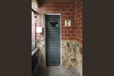 Casa à venda com 450m², 3 quartos e 3 vagas Casa à venda com 450m², 3 quartos e 3 vagasSauna