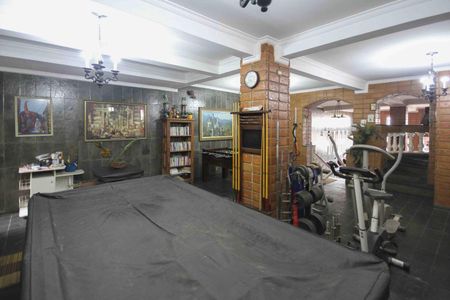 Casa à venda com 450m², 3 quartos e 3 vagas Casa à venda com 450m², 3 quartos e 3 vagasÁrea comum - Salão de festas