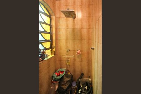 Casa à venda com 450m², 3 quartos e 3 vagas Casa à venda com 450m², 3 quartos e 3 vagasLavabo