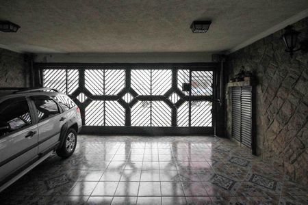 Casa à venda com 450m², 3 quartos e 3 vagas Casa à venda com 450m², 3 quartos e 3 vagasGaragem