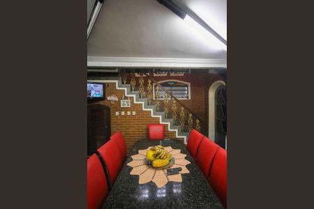 Casa à venda com 450m², 3 quartos e 3 vagas Casa à venda com 450m², 3 quartos e 3 vagasCozinha