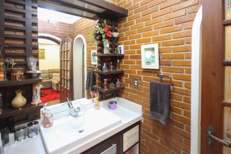 Casa à venda com 450m², 3 quartos e 3 vagas Casa à venda com 450m², 3 quartos e 3 vagasLavabo