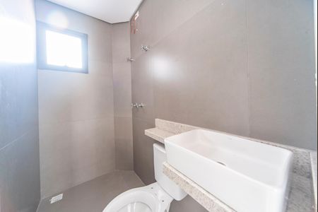 Apartamento à venda com 140m², 3 quartos e 2 vagas Apartamento à venda com 140m², 3 quartos e 2 vagasBanheiro Suíte