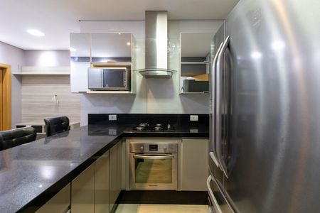Cozinha de casa para alugar com 2 quartos, 100m² em Vila Augusta, Guarulhos