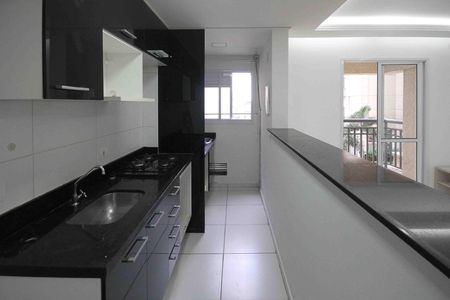 Cozinha de apartamento para alugar com 1 quarto, 35m² em Vila Tolstoi, São Paulo