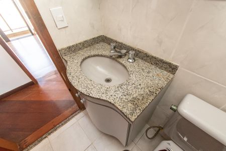 Apartamento à venda com 161m², 4 quartos e 3 vagasBanheiro