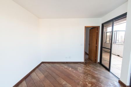 Apartamento à venda com 161m², 4 quartos e 3 vagasCobertura