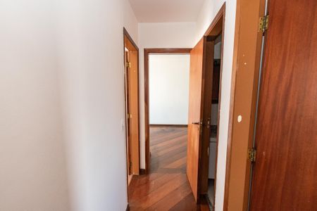 Apartamento à venda com 161m², 4 quartos e 3 vagasCorredor