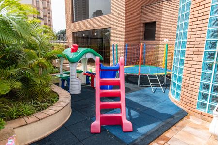 Apartamento à venda com 161m², 4 quartos e 3 vagasPlayground