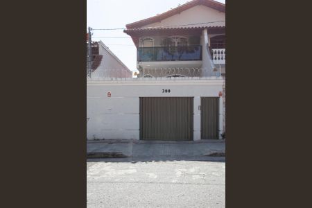 Casa à venda com 220m², 3 quartos e 7 vagasFachada