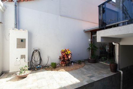 Casa à venda com 220m², 3 quartos e 7 vagasJardim