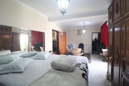 Casa para alugar com 200m², 3 quartos e 2 vagasSuíte 1