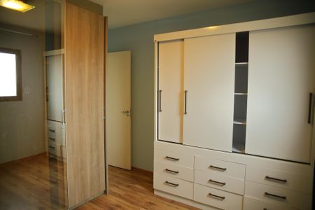 Apartamento à venda com 55m², 2 quartos e 2 vagasQuarto 2