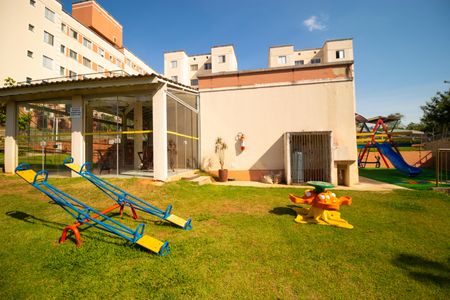 Apartamento à venda com 45m², 2 quartos e 1 vaga Apartamento à venda com 45m², 2 quartos e 1 vagaÁrea comum - Playground