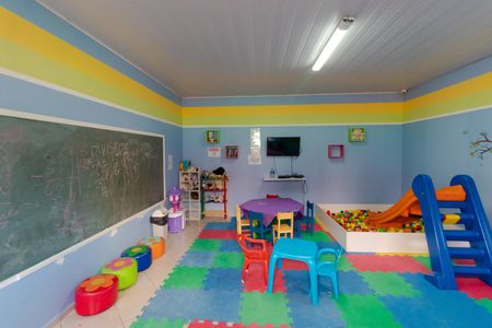 Apartamento à venda com 45m², 2 quartos e 1 vaga Apartamento à venda com 45m², 2 quartos e 1 vagaÁrea comum -Brinquedoteca