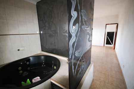 Casa para alugar com 176m², 3 quartos e 2 vagasBanheiro da Suíte 1