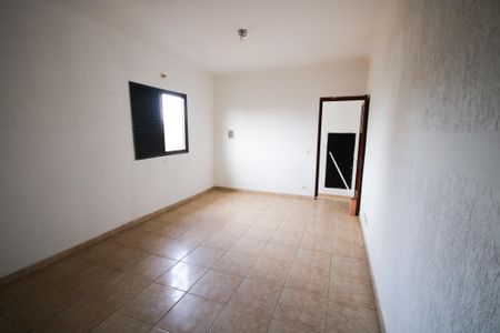 Casa para alugar com 176m², 3 quartos e 2 vagasSuíte 1